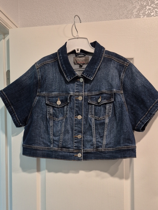 torrid Jackets & Blazers - 💙Torrid Dark Indigo Cropped Short-Sleeve Denim Jacket Size 2 Womens XXL💙